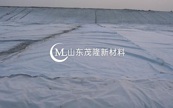 《蒙華鐵路》復合土工布、土工格柵施工
