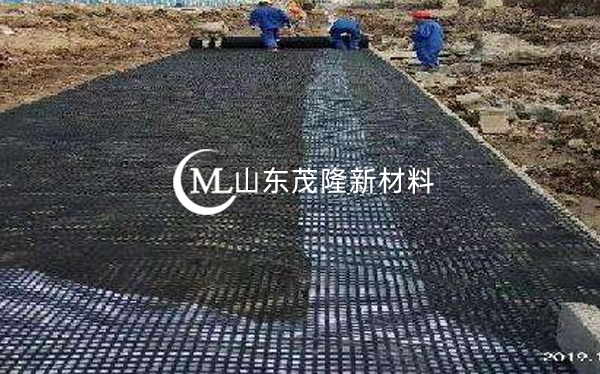 《寧安高鐵》土工布、經編土工格柵施工