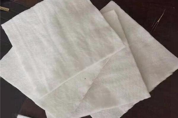長絲土工布的長絲面料透氣性分析  第3張